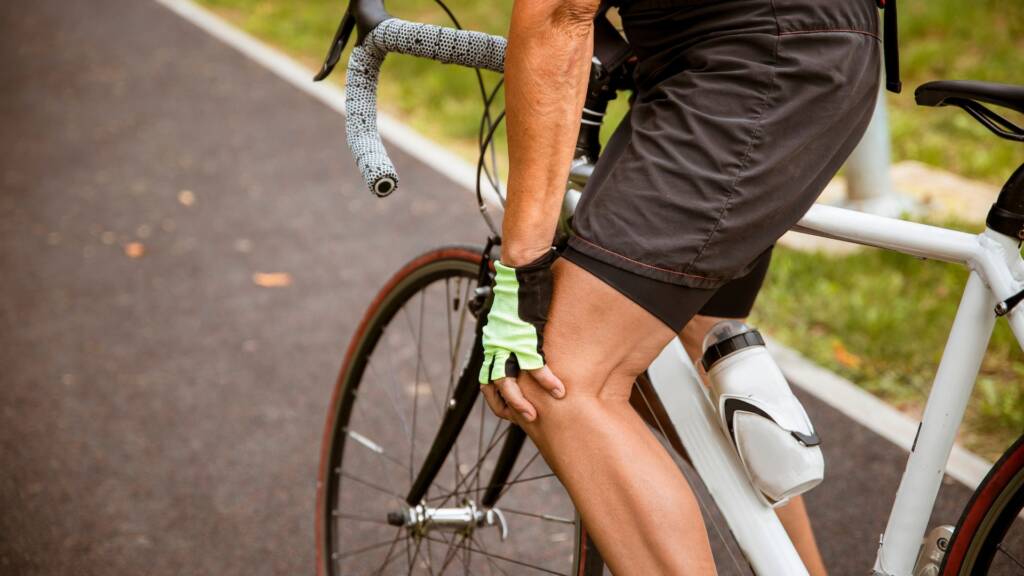 Knee pain when cycling 